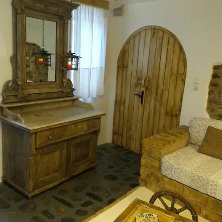 Holiday home Unique Traditional Stone House